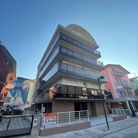 Woody Green Penthouse Sea View - Agenzia Cocal Caorle Exteriör bild